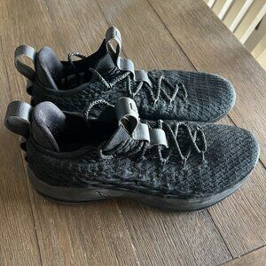 Nike Air Max Zoom Lebron James XV 15 Low Triple Black - Size 10